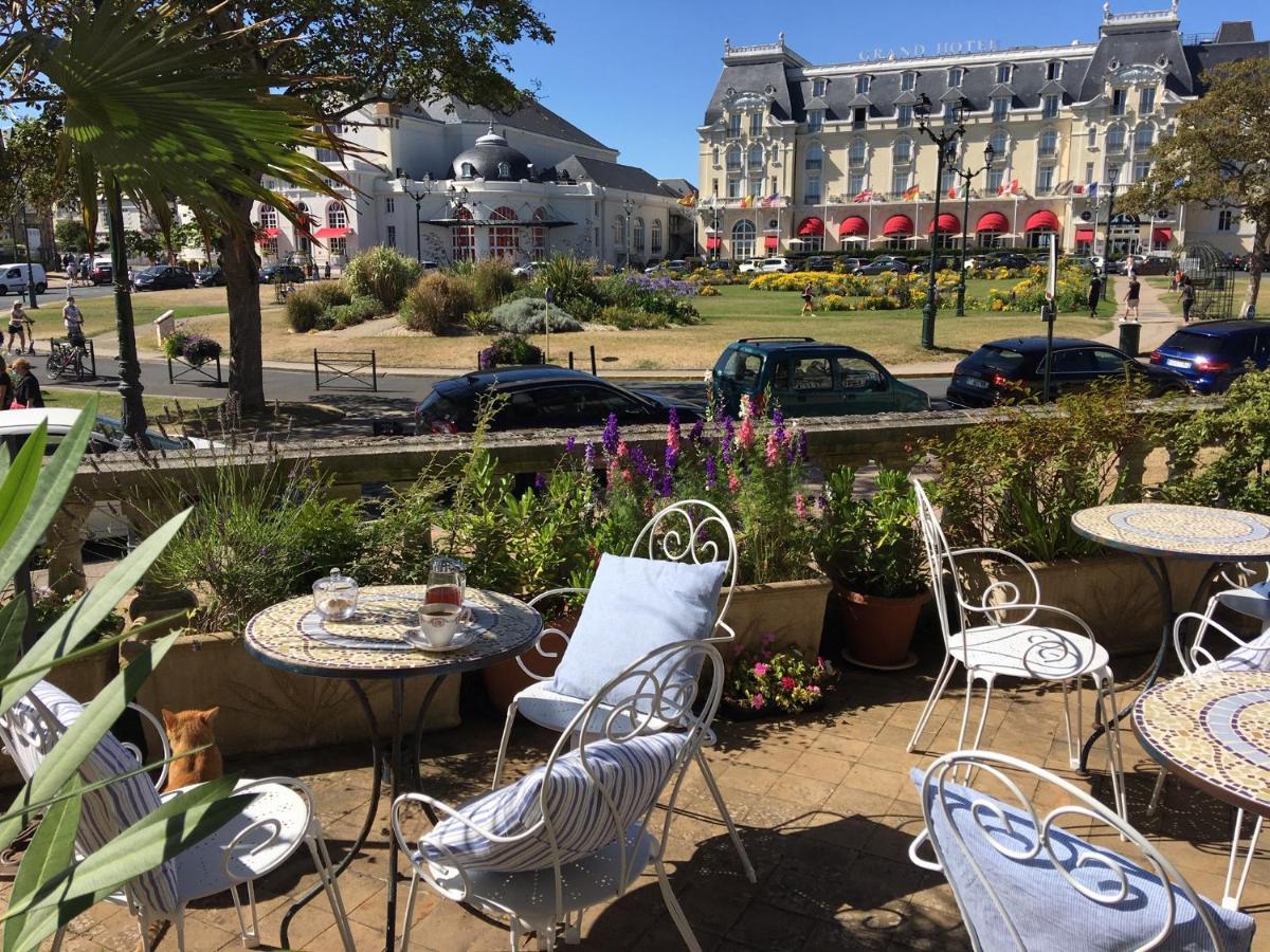 La Villa L'Argentine Cabourg Buitenkant foto